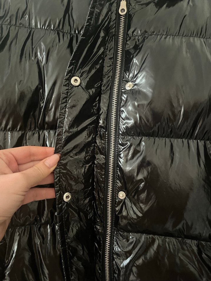 Siyah Düğmeli Kadın Kışlık Mont - Görsel 3