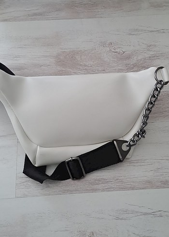 Beyaz Deri Bel Çantası - Görsel 6