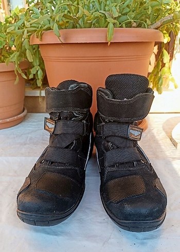 Tokalı Siyah Biker Erkek Bot