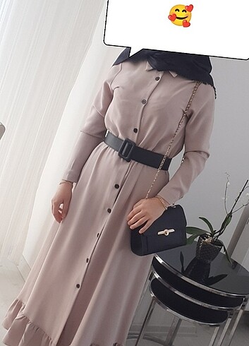 Kemerli elbise 