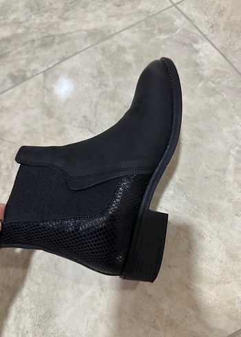 38 Beden siyah Renk Siyah Yılan Desenli Kadın Bot