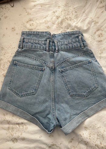 Zara Kadın Mavi Kemerli Mini Denim Şort