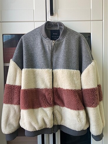 Bershka kadın peluş ceket.