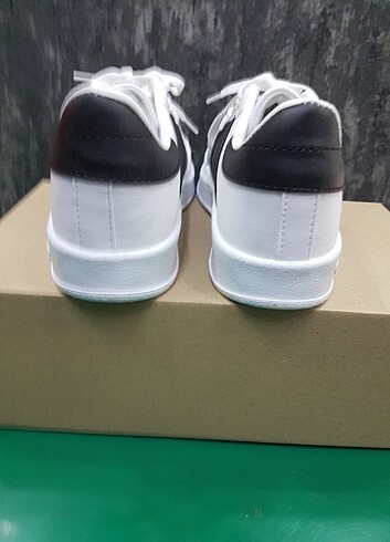 39 Beden beyaz Renk Adidas hoops