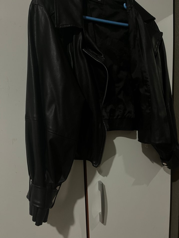 Kadın Siyah Deri Kemerli Ceket - Görsel 2