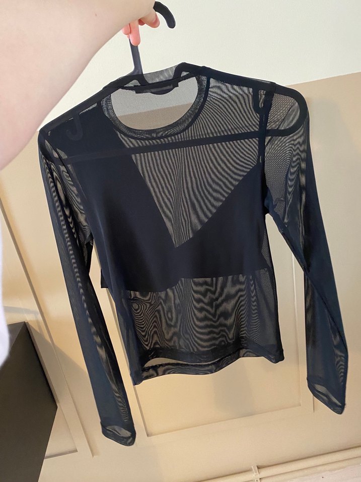 Ön Drapeli Siyah Transparan Bluz - Görsel 2