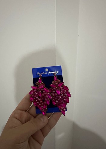 Pembe Kadın Küpe