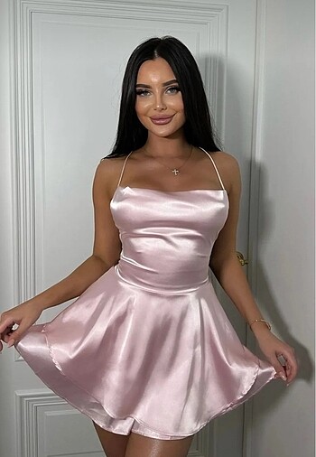 Şeker Pembe saten elbise