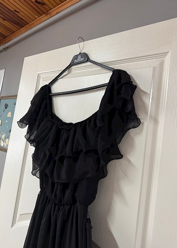 Siyah Fırfırlı Uzun Gotik Kadın Elbise - Görsel 2