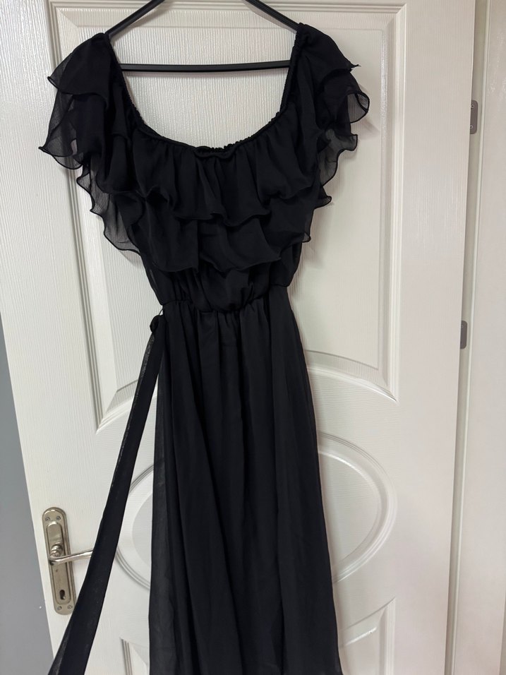 Siyah Fırfırlı Uzun Gotik Kadın Elbise - Görsel 5