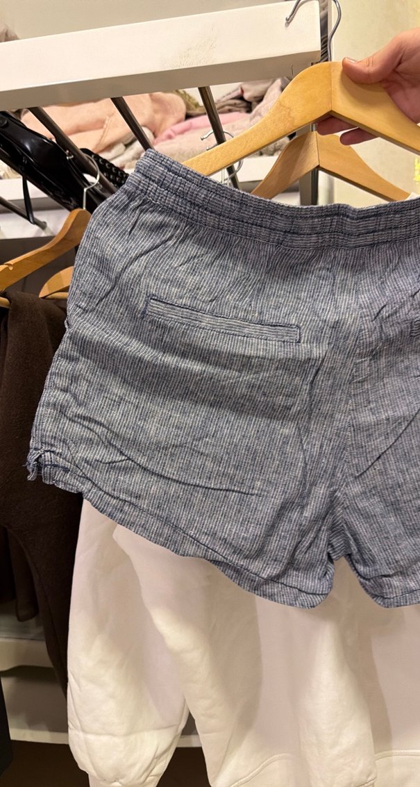 Çizgili lacivert Mini Şort - Görsel 3