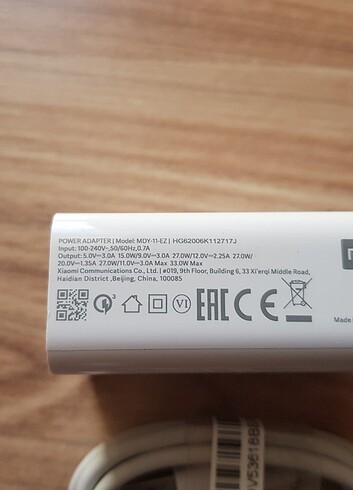 XIAOMI MI TURBO ŞARJ ALETI VE 3A USB KABLO