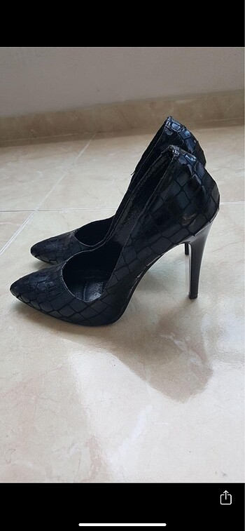 37 Beden Siyah stiletto