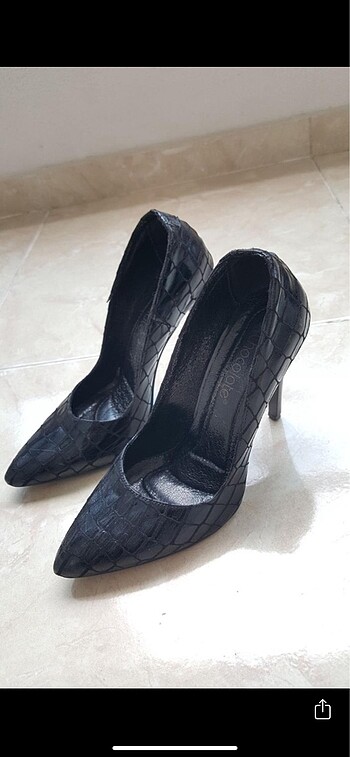 Diğer Siyah stiletto