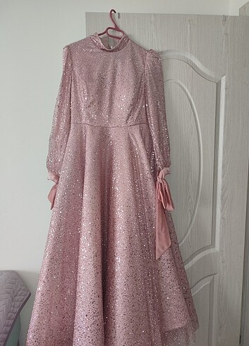Pembe pullu nişan elbisesi-abiye