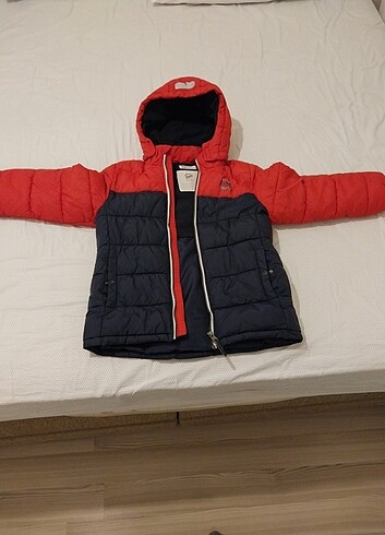 H&M mobt