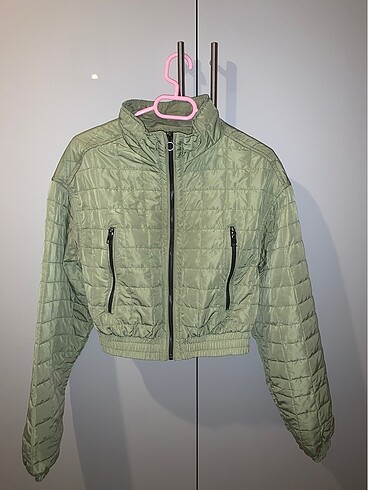 BERSHKA KAPİTONE CEKET