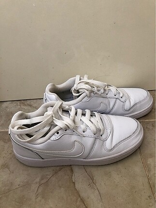 Nike spor ayakkabı beyaz 36.5 numara