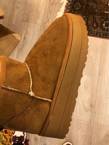 37 Beden Ugg platform