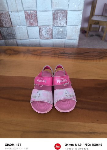 Flo Ayakkabı Kız Çocuk Pembe Frozen II Baskılı Sandalet