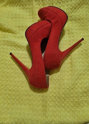 37 Beden Bayan Kırmızı stiletto ayakkabı 