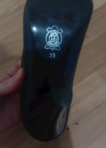 Mavi Tokalı Kadın Klasik Topuklu Ayakkabı - Görsel 3