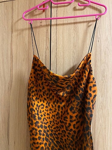 xs Beden Zara leopar desen saten elbise