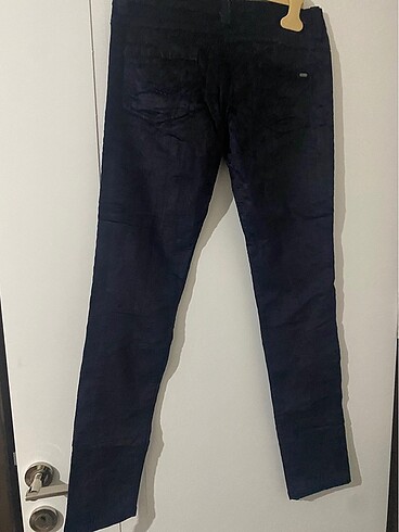l Beden Mango kadife pantalon