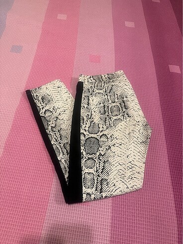 27 Beden Skinny pantolon