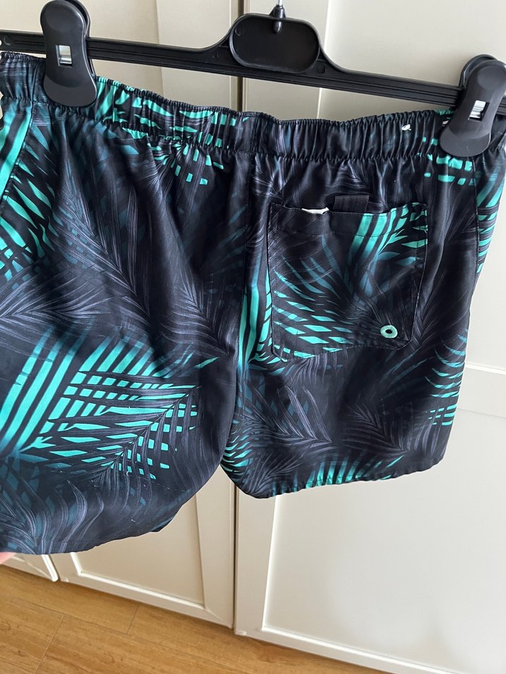 Yeşil Baskılı Erkek Mini Mayo - Görsel 4