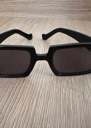 Minimalist Siyah Gotik Kadın Gözlüğü