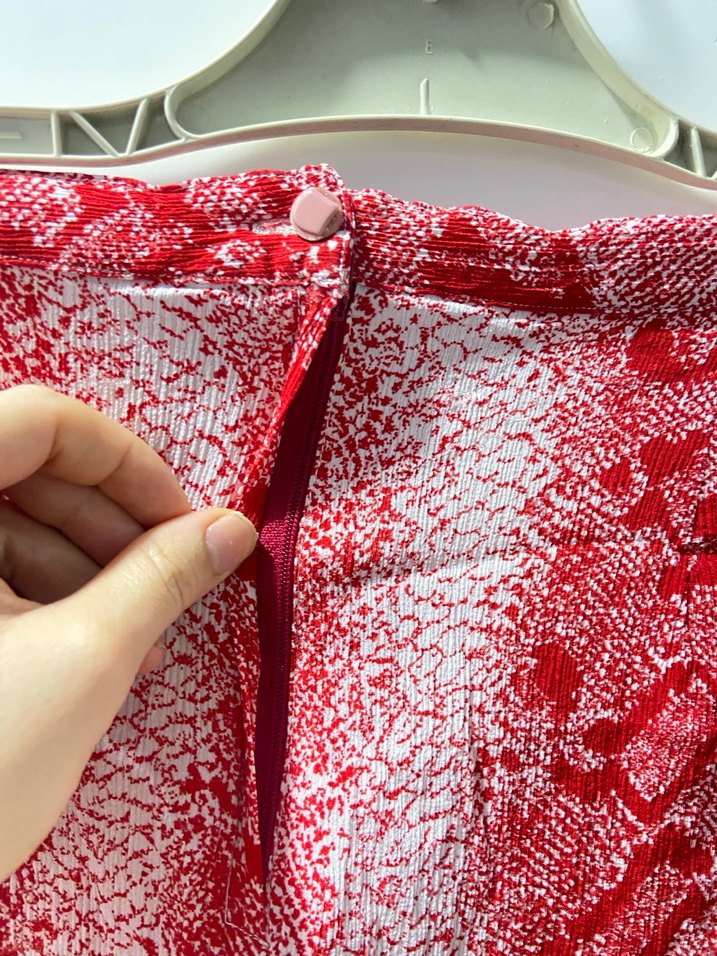 Kırmızı Yılan Desenli Mini  Etek - Görsel 5