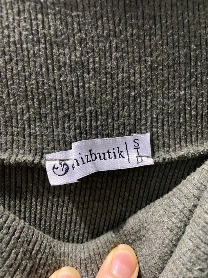 Yüksek Yakalı Uzun Kollu Gri Triko Elbise - Görsel 3