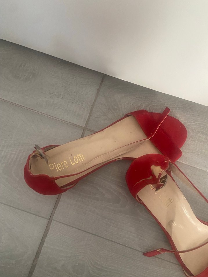 Kırmızı Süet Tokalı Blok Topuklu Kadın Ayakkabı - Görsel 2