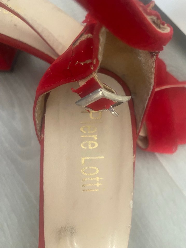 Kırmızı Süet Tokalı Blok Topuklu Kadın Ayakkabı - Görsel 4