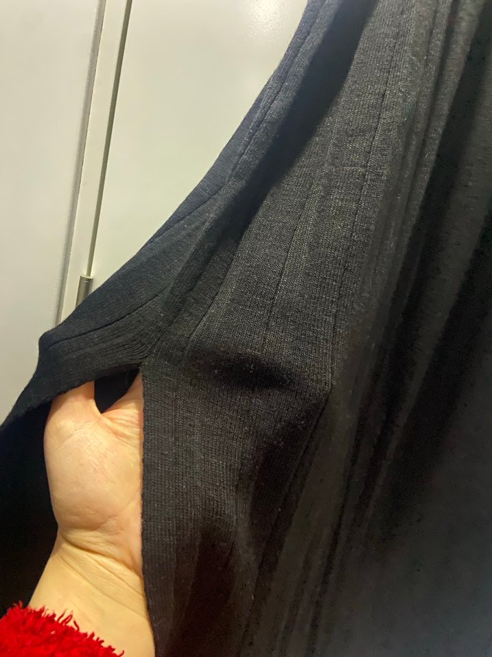 Uzun Siyah Pilili Kadın Etek - Görsel 2