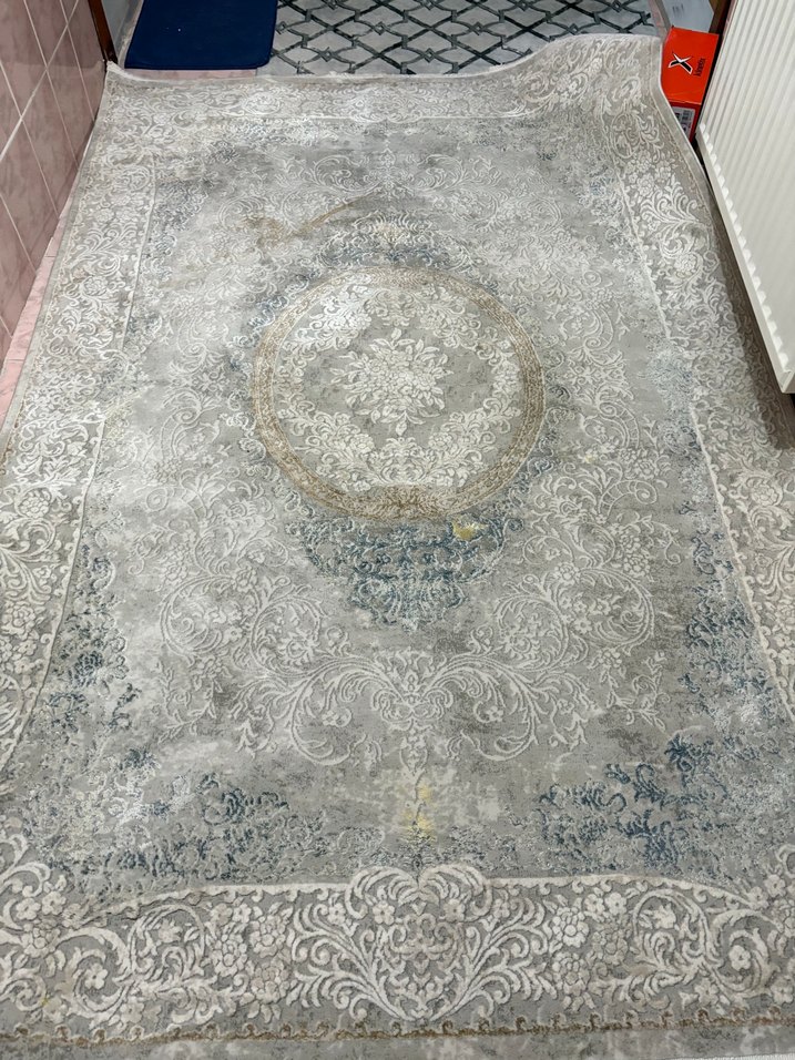 Gri Klasik Desenli Halı - Görsel 2