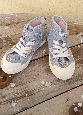 Kız Çocuk Converse