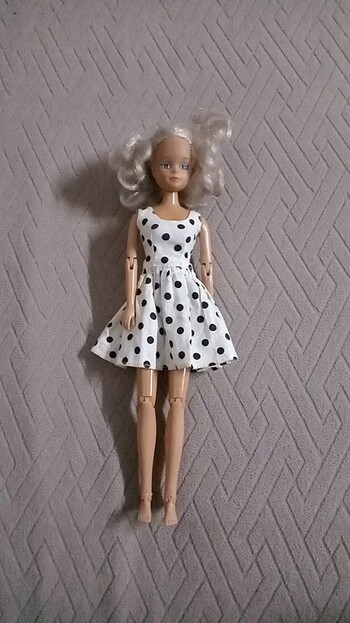 Barbie bebek 