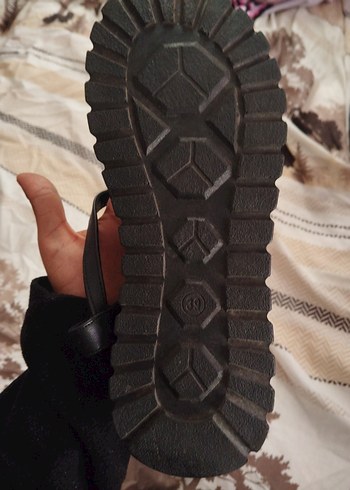 Zara Deri Kemerli Yılan Desenli Kadın Dolgu Topuklu Sandalet