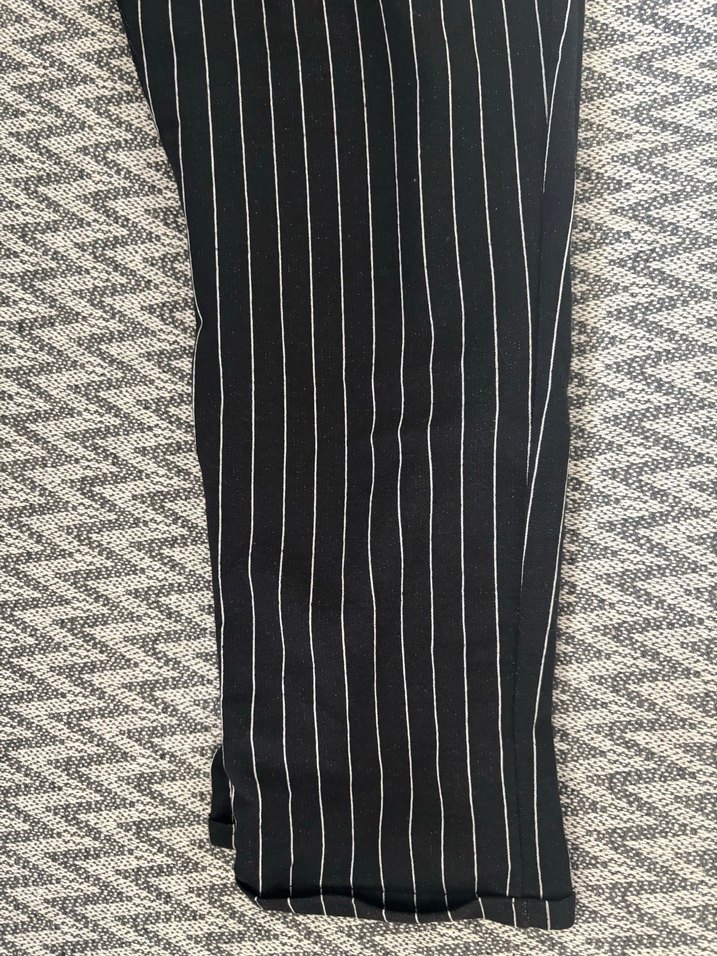 Kadın Siyah Çizgili Pilili Pantolon - Görsel 2