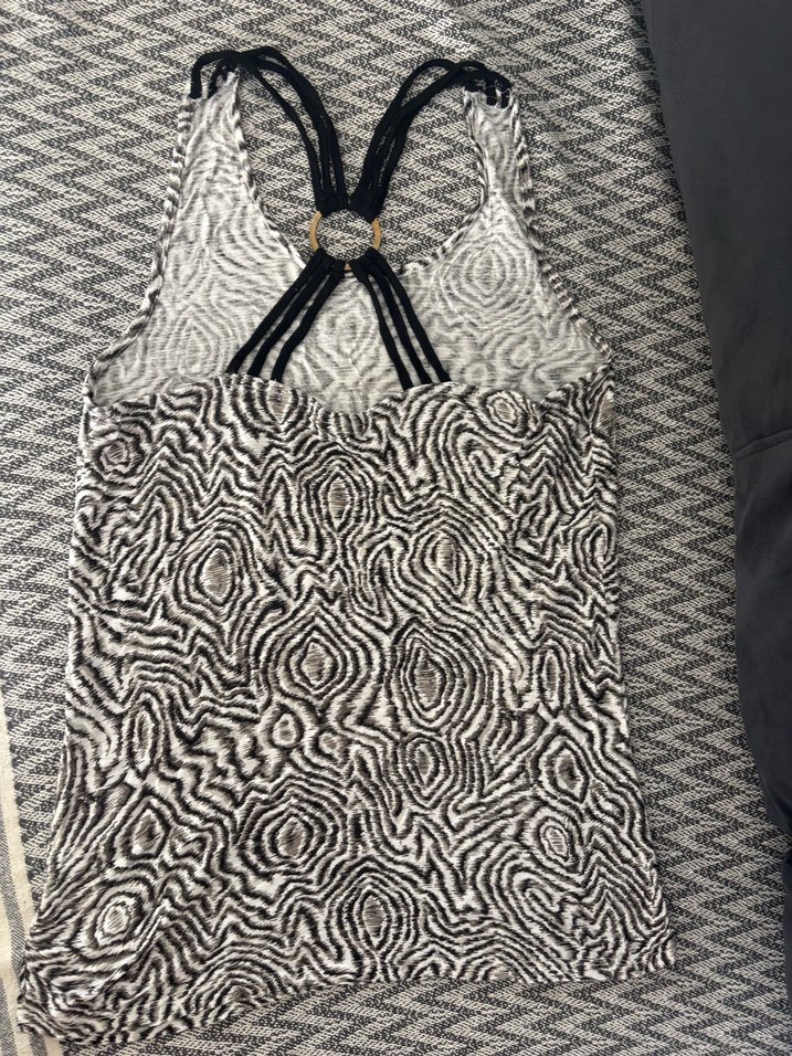 Uzun Kesim Zebra Desenli Kadın Atlet - Görsel 2