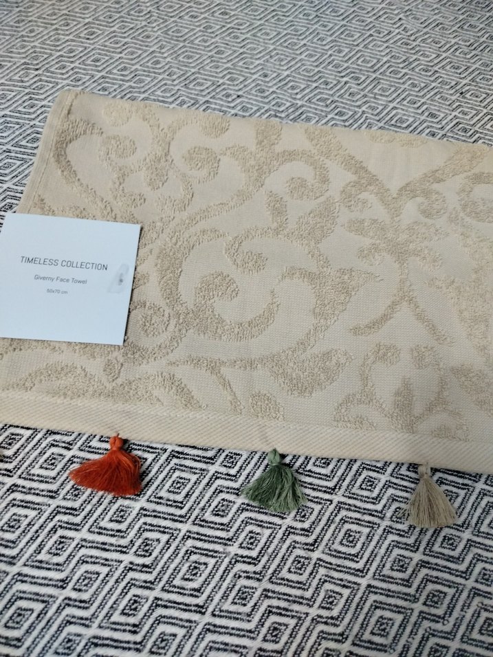 Madame coco gıverny bej Yüz Havlusu - Görsel 3