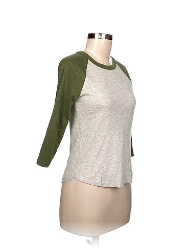 H&M H&M T-shirt %70 İndirimli.