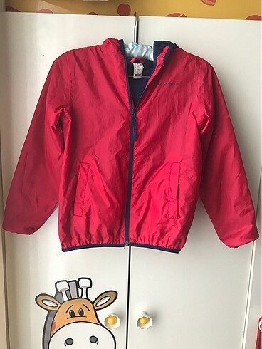 Decathlon- 8 yaş Kırmızı Mevsimlik Mont
