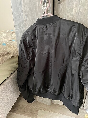 l Beden pull and bear bomber ceket tertemiz sorunsuzzz