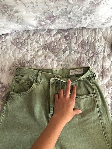 Wide leg jean