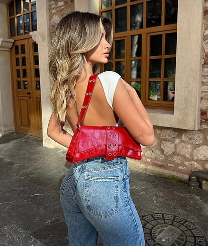 Zımbalı baget kol çantası