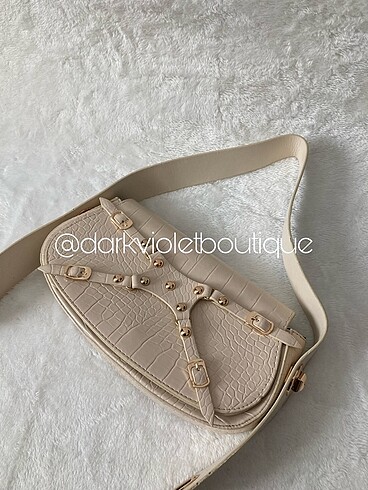 Pull and Bear Krem Manç baget