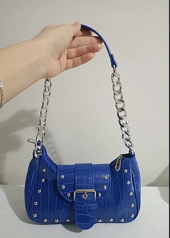 Stradivarius Saks mavisi çanta